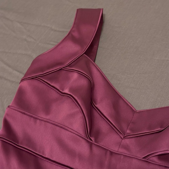 Ralph Lauren Bandage Satin
Burgundy Dress - Picture 3 of 5